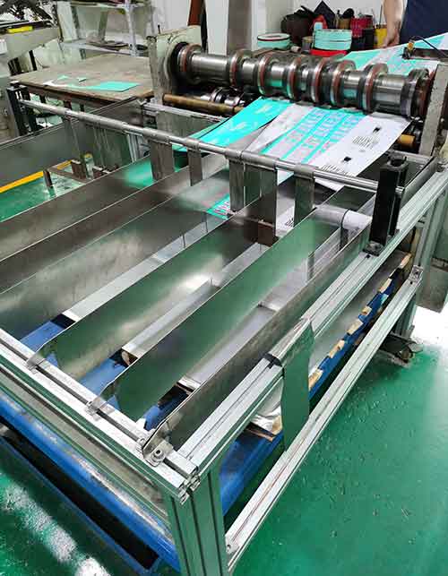 Tinplate cutting